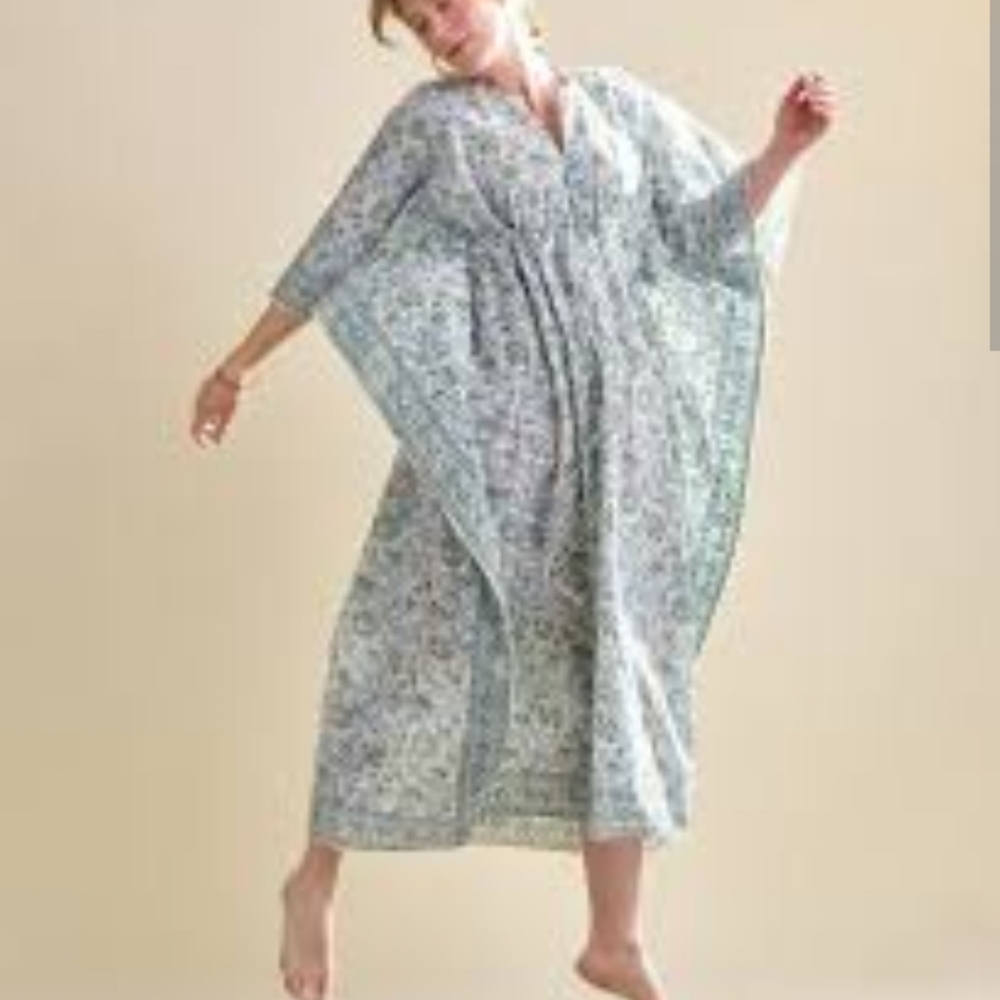 Jessica Blue Floral Tunic